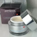 ARTEMIS SKIN SPECIALISTS Re-Firm Neck und Décolleté Creme 3